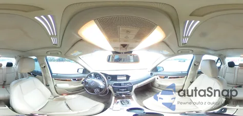 2013 Mercedes-Benz C 250 from USA, damaged, VIN WDDGF4HB0DR262747